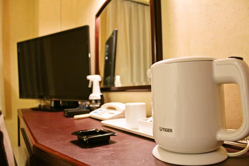 Uozu Manten Hotel Ekimae Екстериор снимка